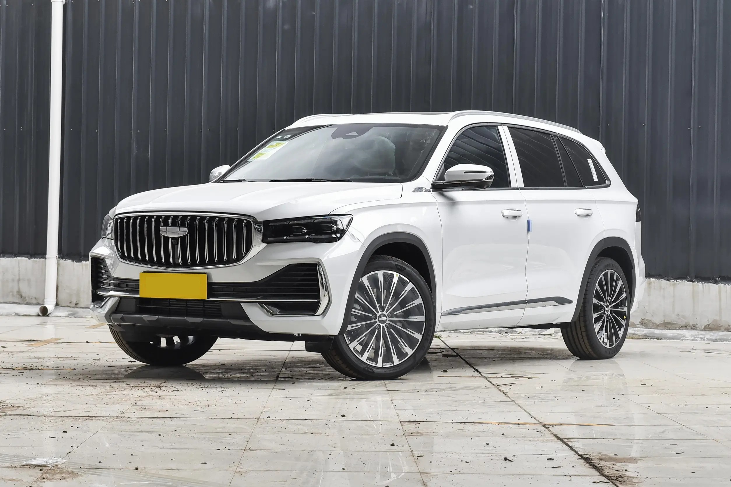 Geely Xingyue L Monjaro 2.0TD Gasoline Van Compact SUV with 5 Doors 5 Seats Fashionable Economy and Comfort Made in China