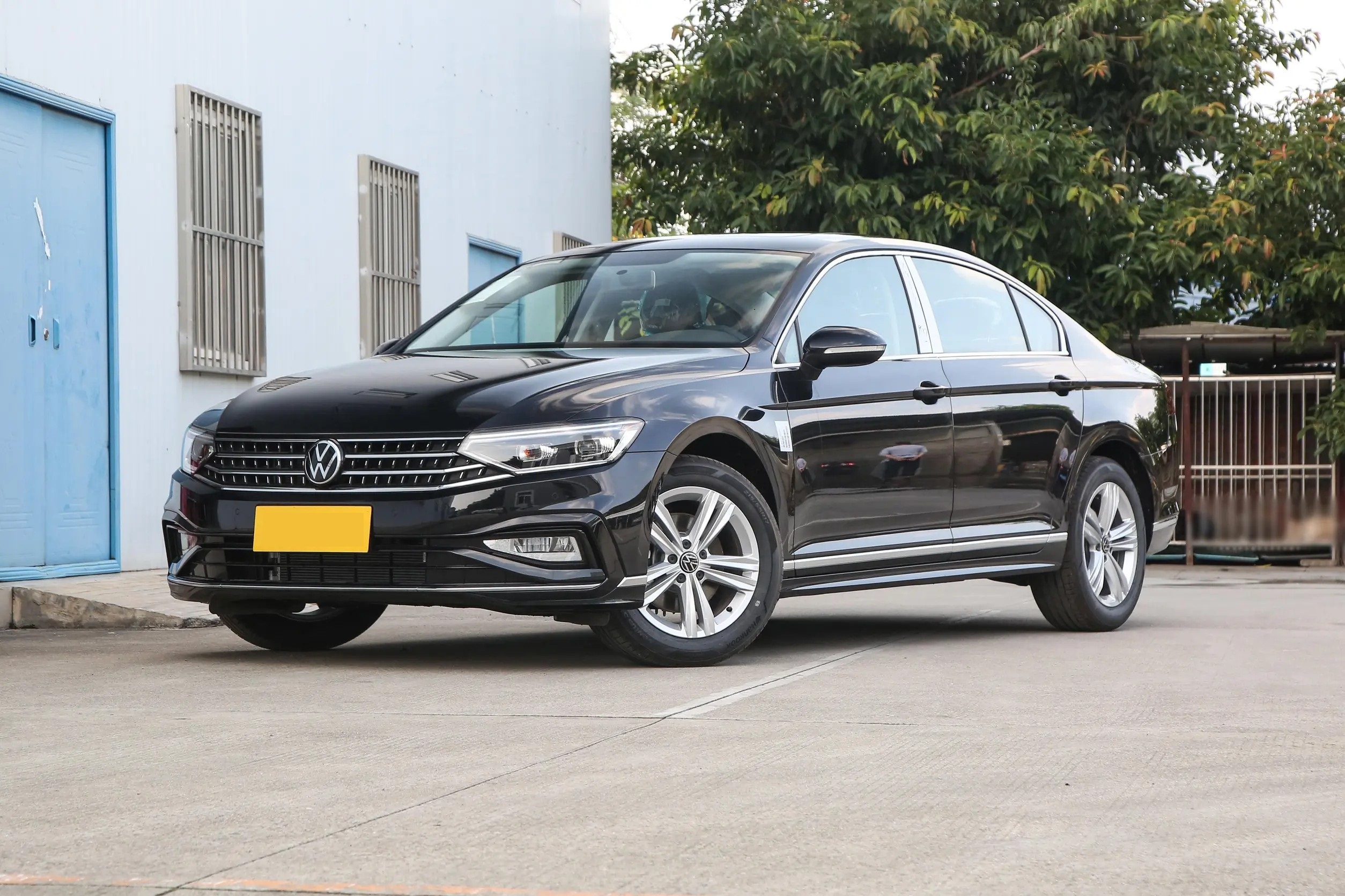 2025 Cheap VW Magotan Midsize Auto Family Sedan New Car 210km/H High Speed Gasoline Chinese VW Volkswagens Magotan Price 2025