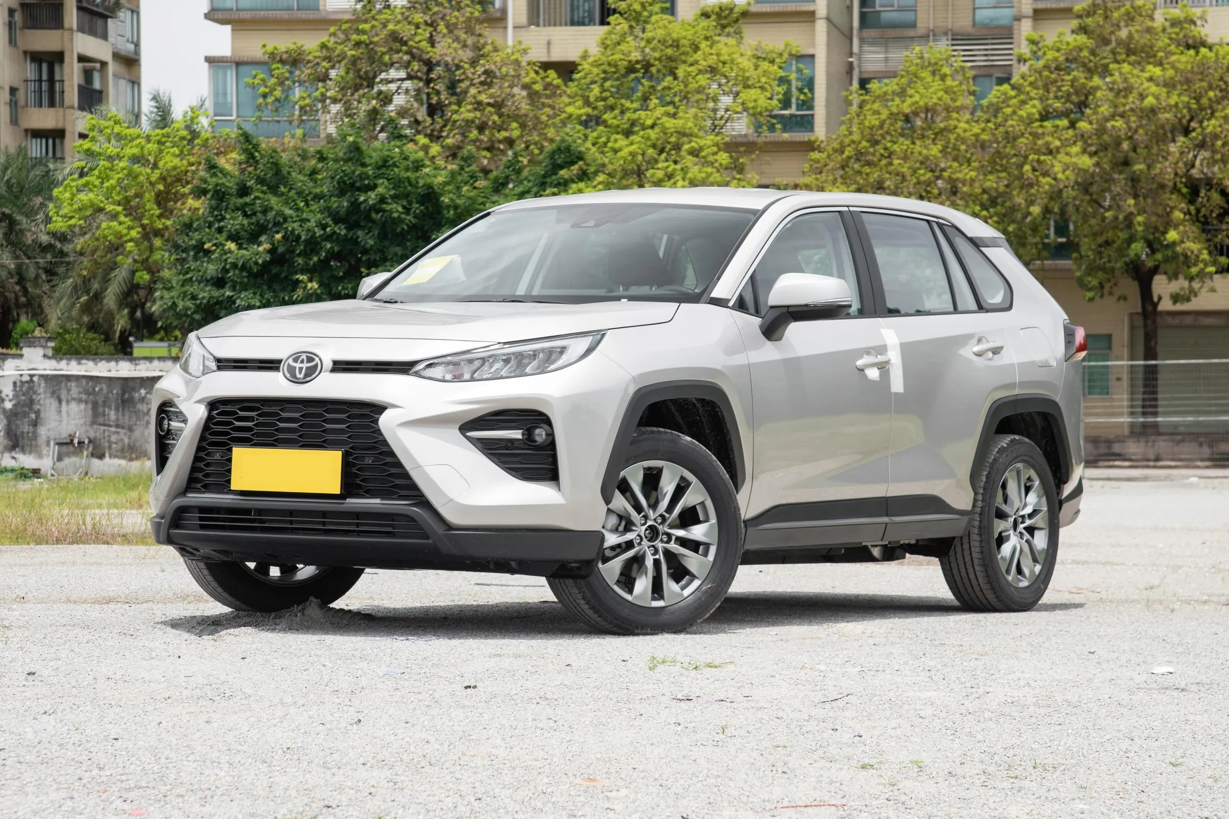 2025 to Yota Wildlander 2.0L 2WD Leading Edition with 171hp CVT LHD China Cheap Price Car