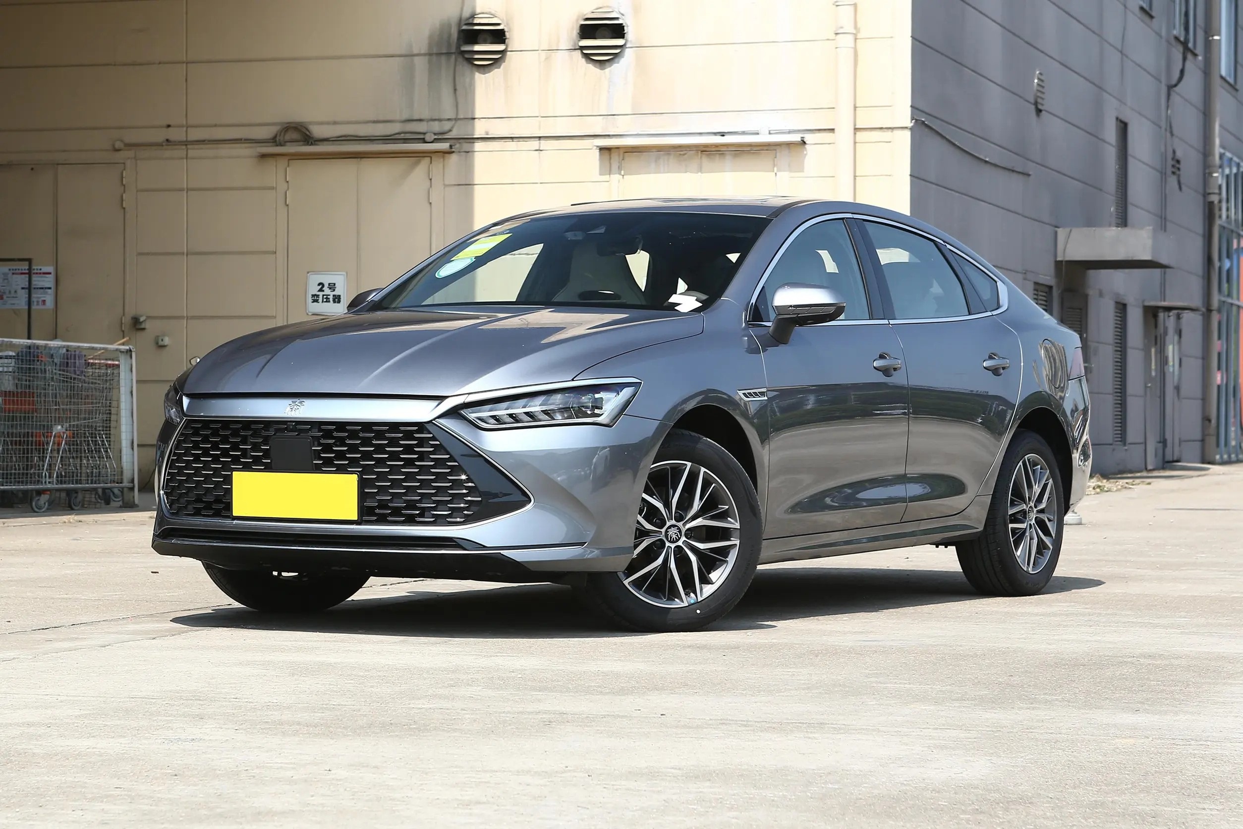 byd qin plus dmi